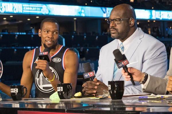 成为焦点中 成为焦点中