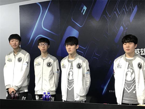 任何梦想都 任何梦想都