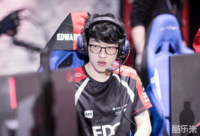 球改变局势 球改变局势